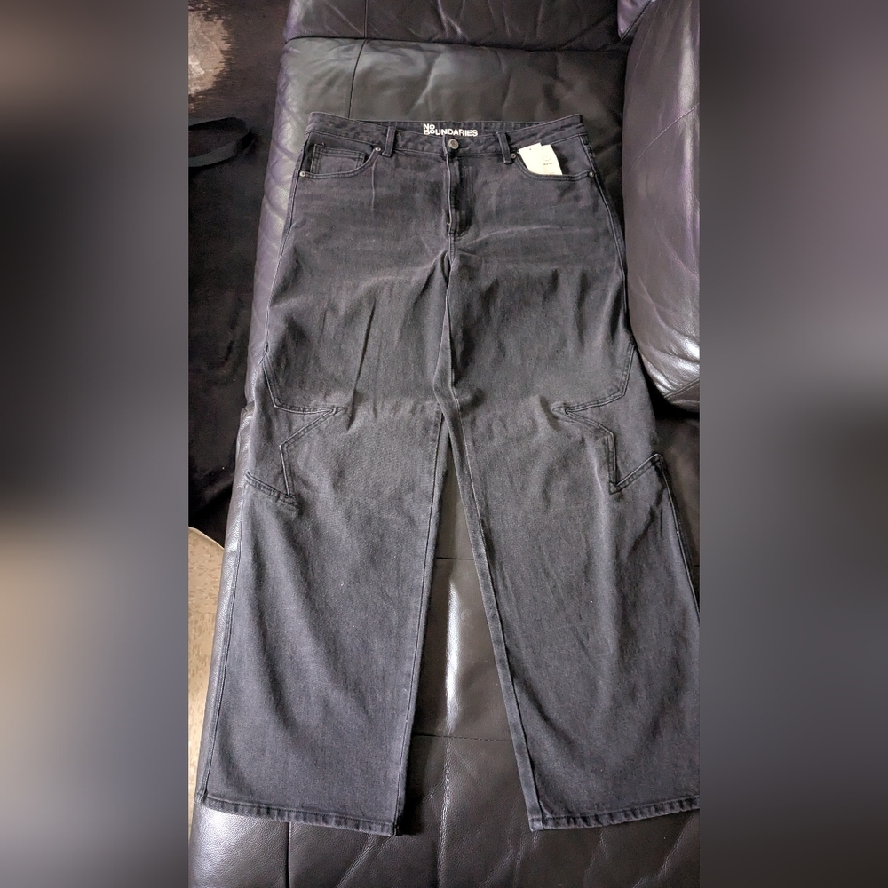 Women's Mid Rise Wide Leg Jeans